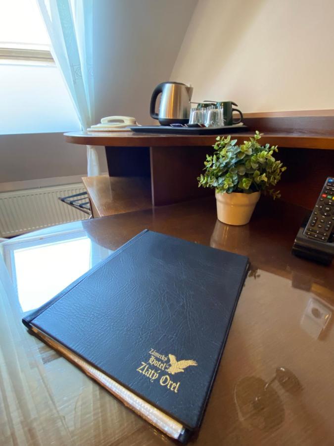 Zamecky Hotel Zlaty Orel Hranice  Eksteriør billede