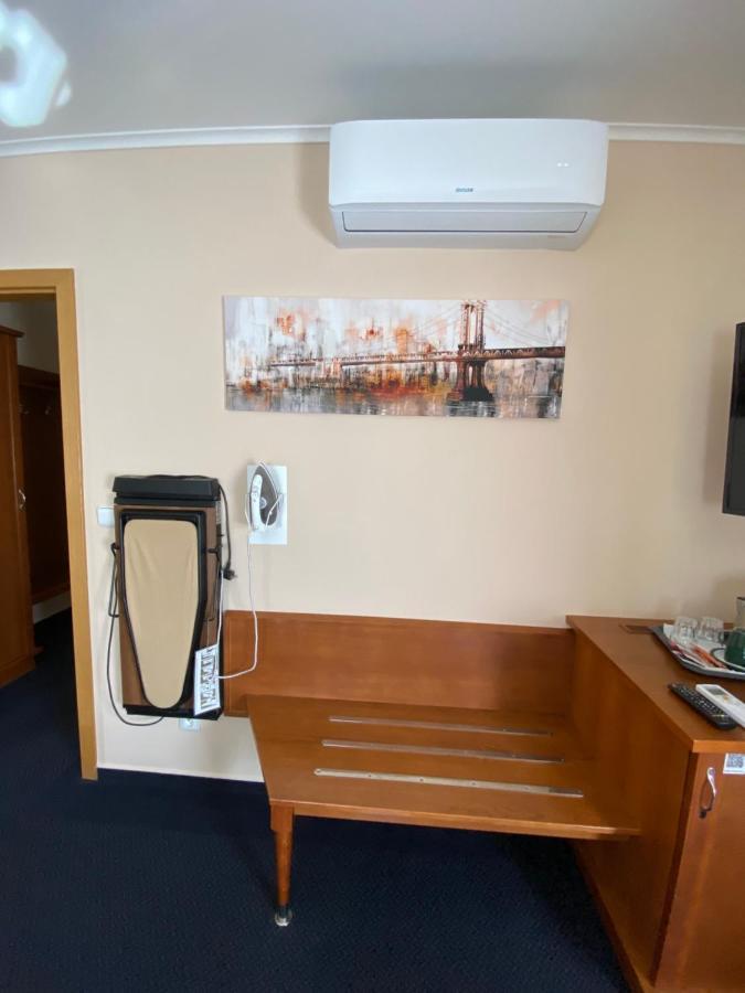 Zamecky Hotel Zlaty Orel Hranice  Eksteriør billede