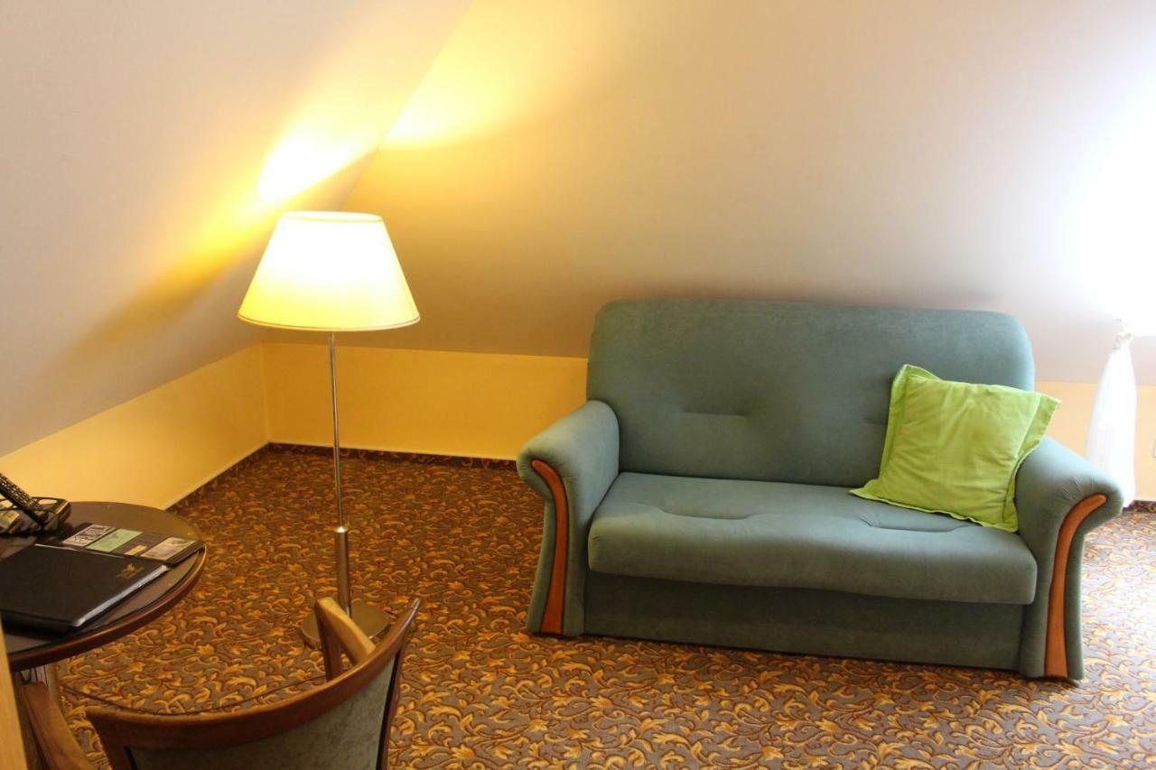 Zamecky Hotel Zlaty Orel Hranice  Eksteriør billede